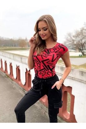 VICTORIA MODA divatos női betű mintás rövid ujjú póló