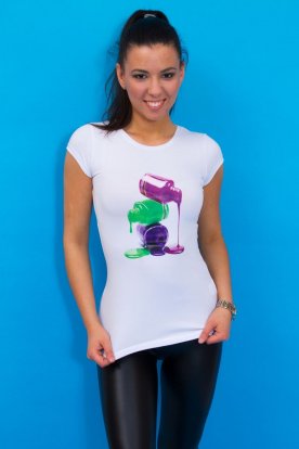 VICTORIA MODA divatos nyomott körömlakk mintával díszített rövid ujjú póló
