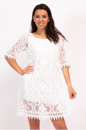 Gyönyörű hímzett és horgolt fehér színű nyári alkalmi vállra húzható ruha háromnegyedes ujjal