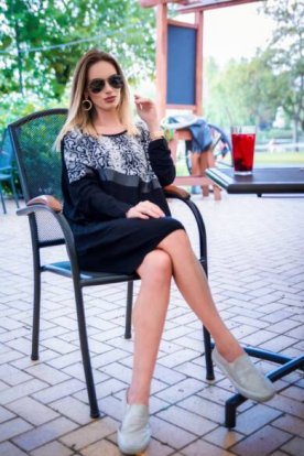 VICTORIA MODA divatos bő szabású kígyómintás hosszú ujjú női felső/ mini ruha