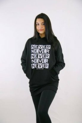 VICTORIA MODA kapucnis lezser szabadidő felső divatos grafikával