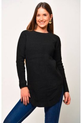 VIKTORIA MODA környakú hosszú ujjú lezser pulóver kerekített aljú