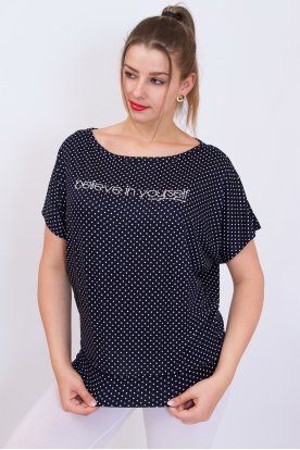 RUCY FASHION divatos pöttyös passzés aljú bő szabású rövid ujjú nyomott feliratos felső