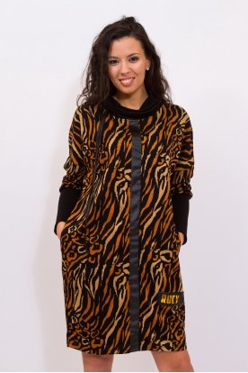 RUCY FASHION Stílusos hosszú ujjú tigris és leopárd mintás hosszában bőrdíszítéses zsebes női tunika/ mini ruha