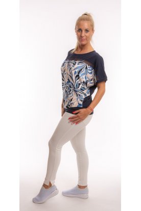 RUCY FASHION Extra nagy méret rövid ujjú sötétkék alapon geometrik világoskék-drapp-sötétkék passzés felső