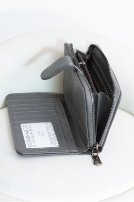 Divatos  nagy egyszínű műbőr női pénztárca