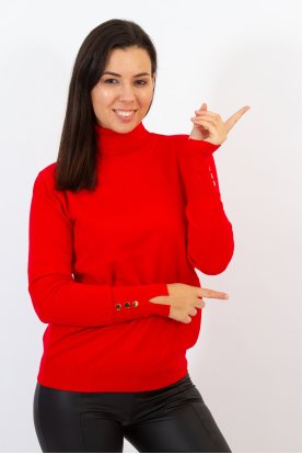 Divatos gépi kötésű  garbós női felső dekoratív gombokkal