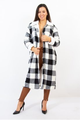 Divatos hosszú kockás bélelt gombos női kabát lehajtható gallérral