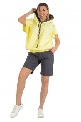 YESSTORY Divatos stílusos kenguruzsebes gumis derekú pamut melegítő együttes térdnacis változatban